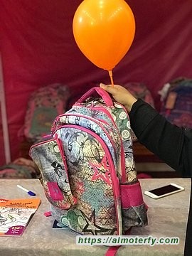 فتاة الأحساء تسعد الطلاب والطالبات بتوزيع ٥٠٠ حقيبة مدرسية مجهزة ..